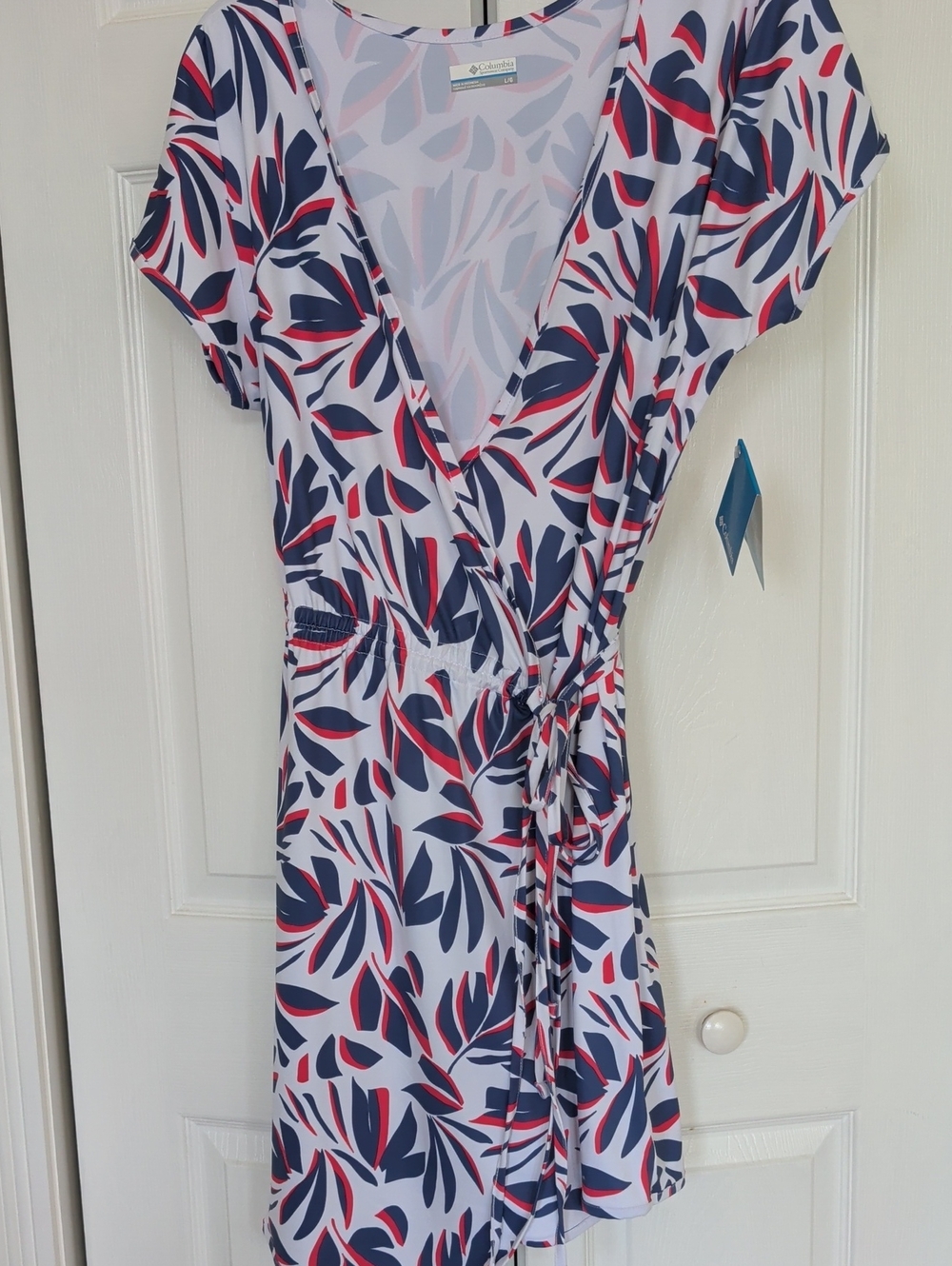 Columbia Navy & Red Leaf-Print Wrap Dress - Short Sleeve